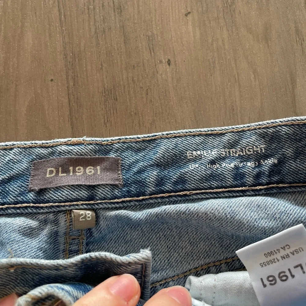 DL 1961 Emilie Straight ultra high rise vintage ankle jeans size 28